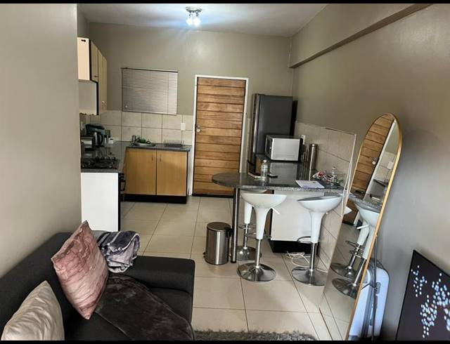 1 BEDROOM APARTMENT FOR SALE IN AUCKLAND PARK